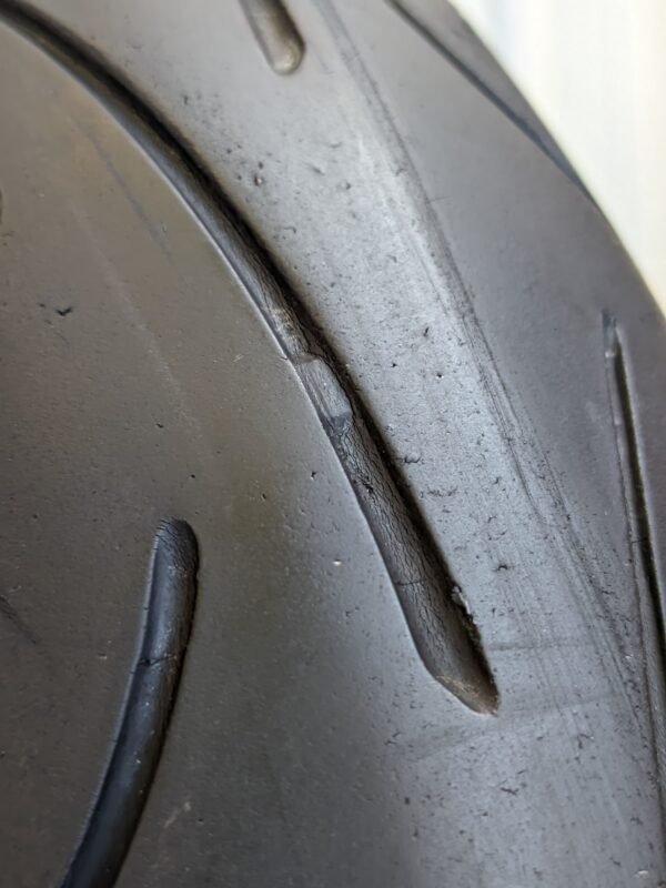 Dunlop D214 Sportmax 120/70-17 Usado - Imagem 4