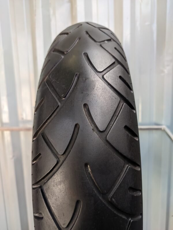 Metzeler ME880 Marathon 130/90-16 Usado - Imagem 2
