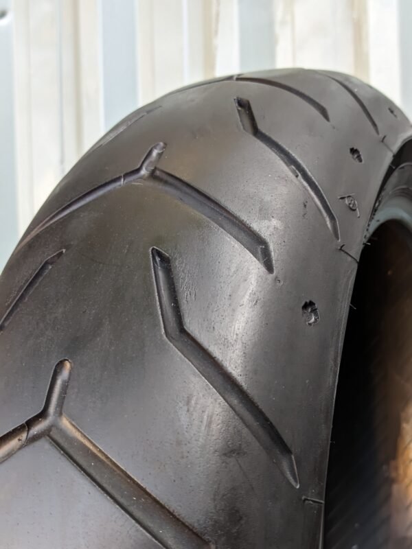Dunlop D407 Harley Davidson 180/55-18 Usado - Imagem 8