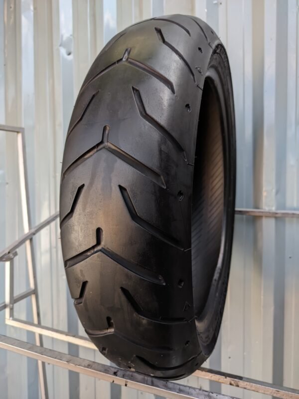 Dunlop D407 Harley Davidson 180/55-18 Usado - Imagem 9