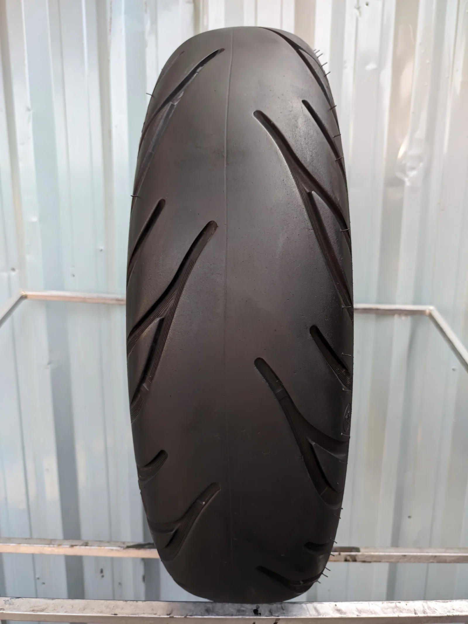 Michelin Commander 3 160/70-17 Usado