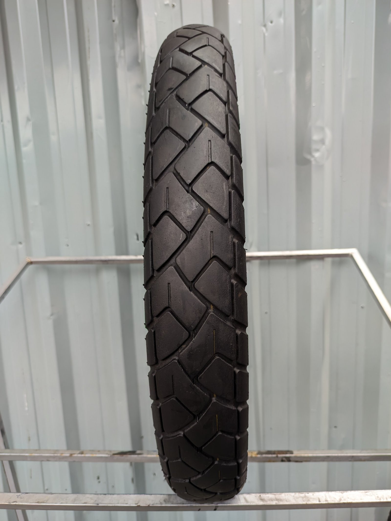 Maxxis Traxer 90/90-21 Usado