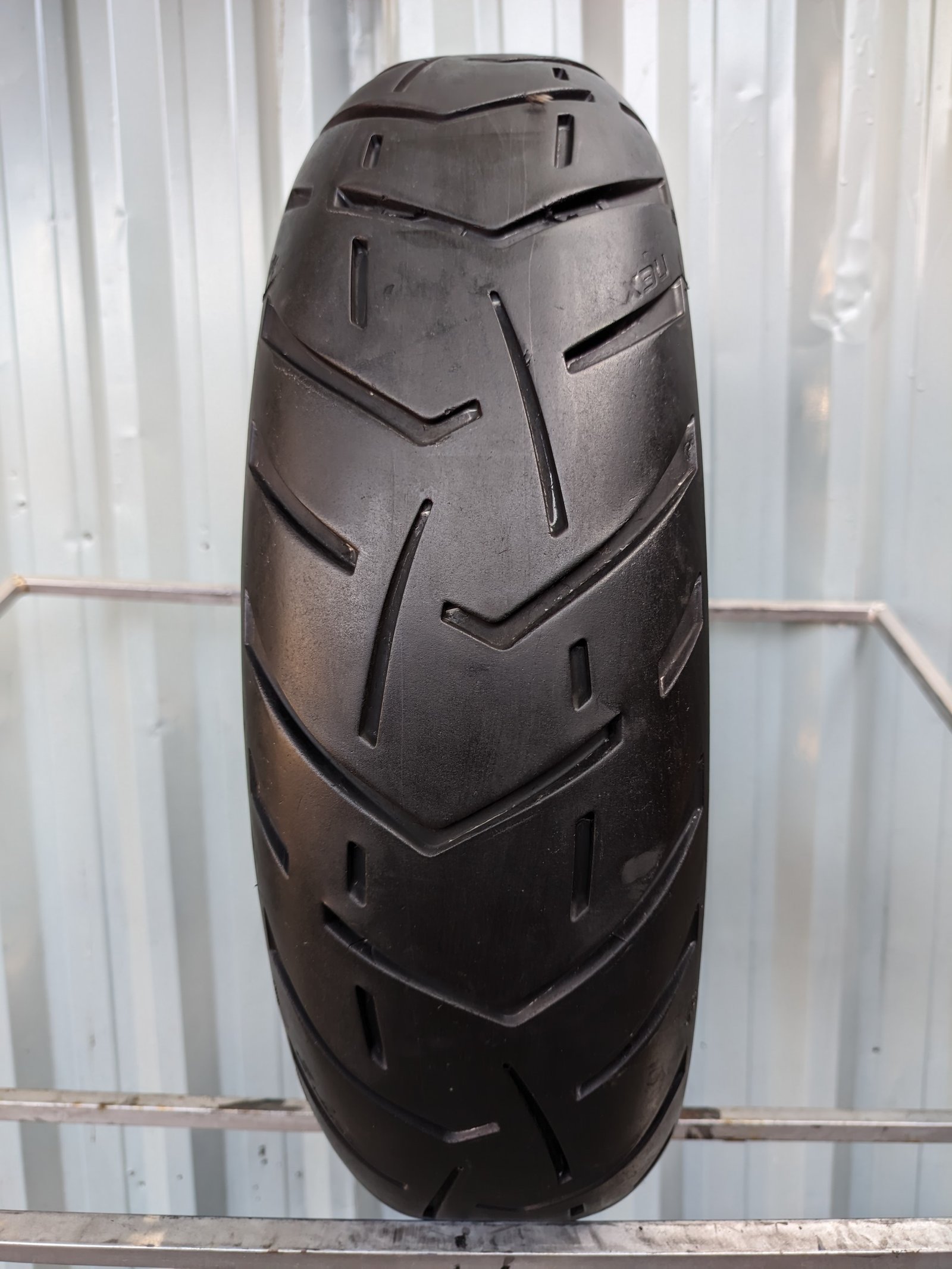 Metzeler Tourance Next 2  150/70-17 Usado