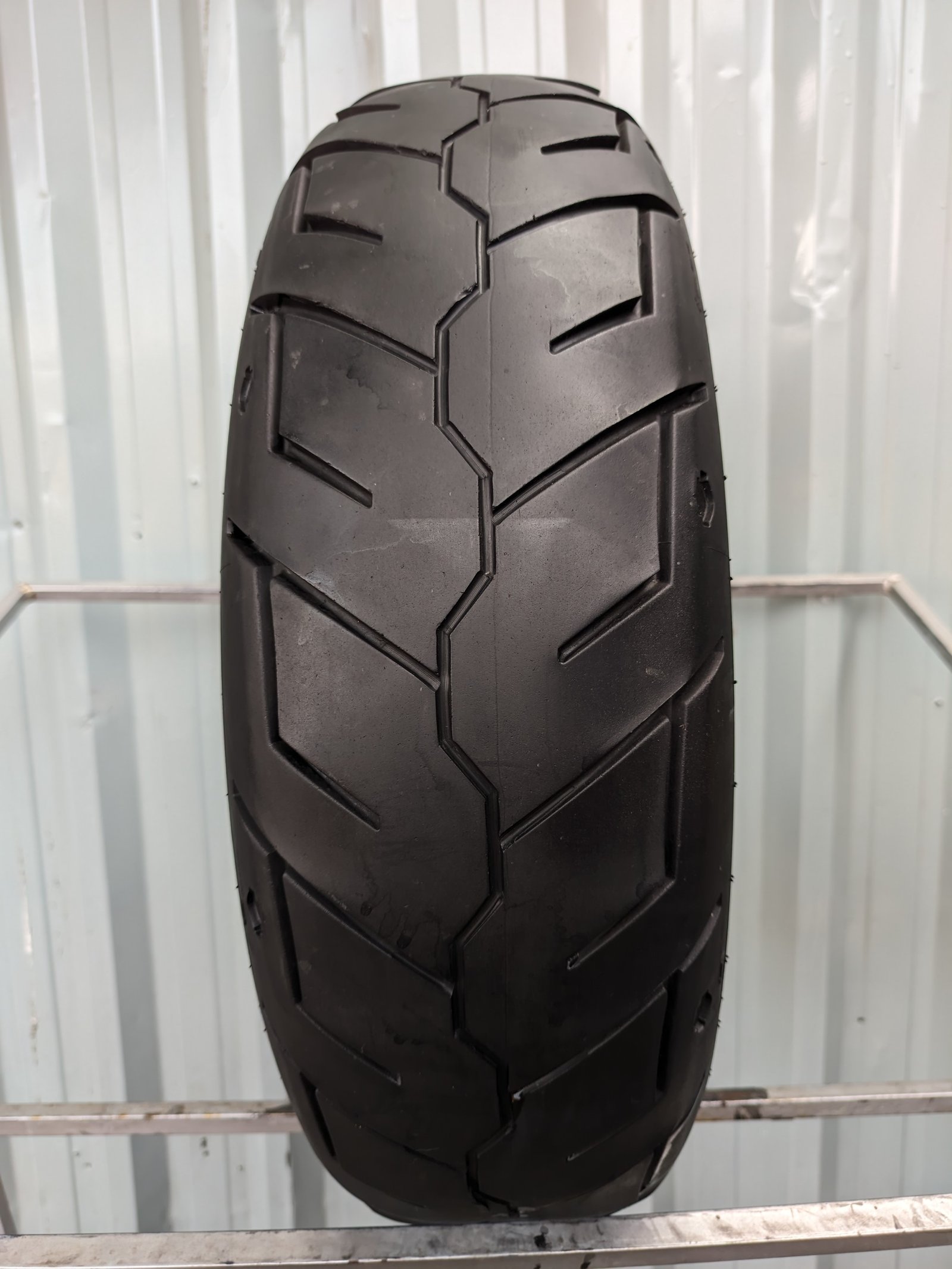 Michelin Scorcher 31 Harley Davidson 180/65-16 Usado