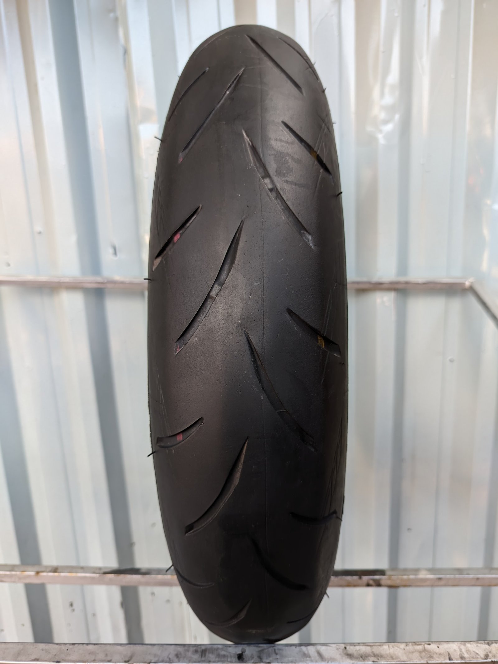 Bridgestone Battlax S21 120/70-17 Usado