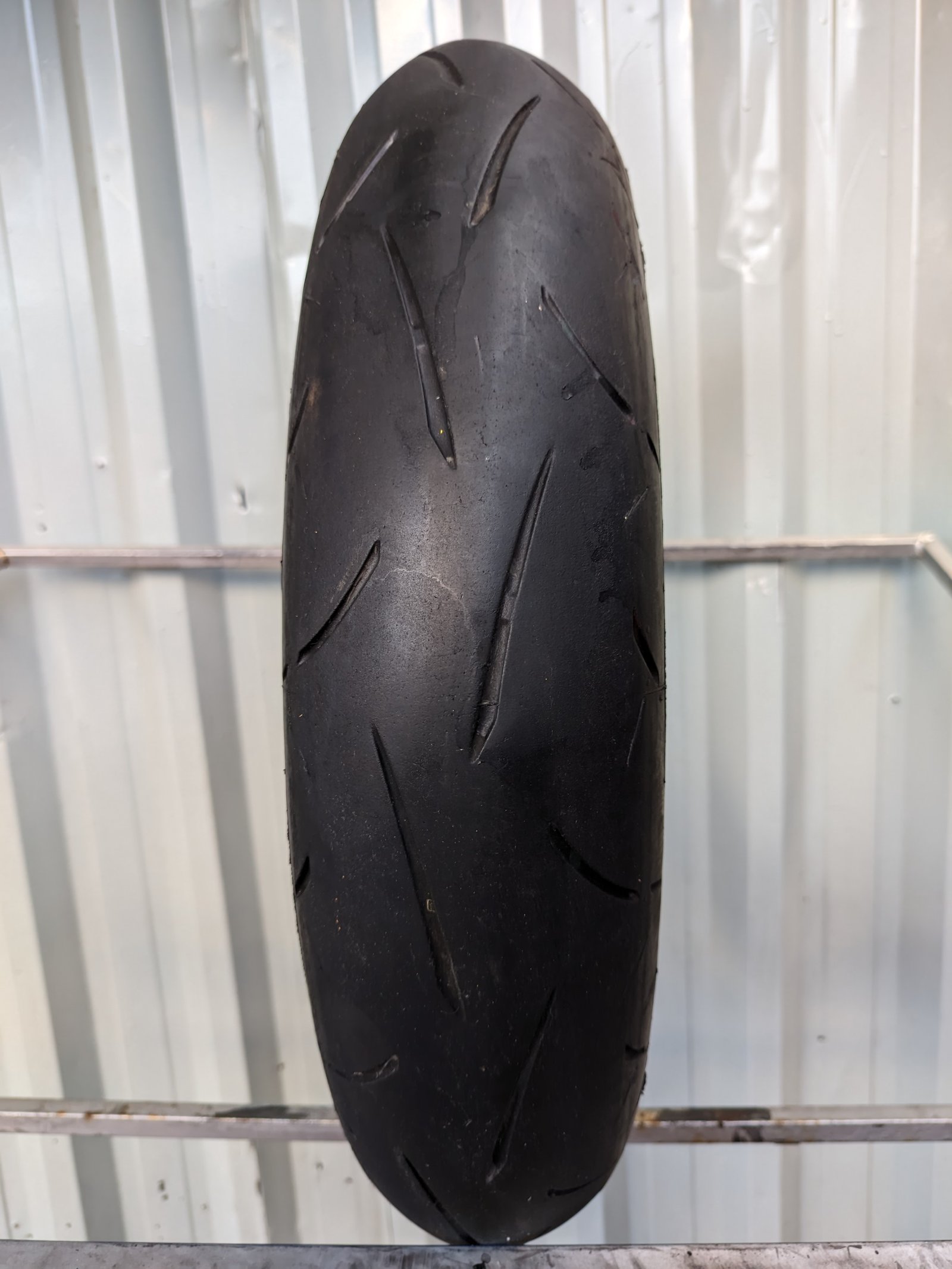 Dunlop Roadsport 2 120/70-17 Usado