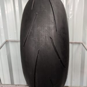 Metzeler Racetec K3 RR 200/55-17 Usado