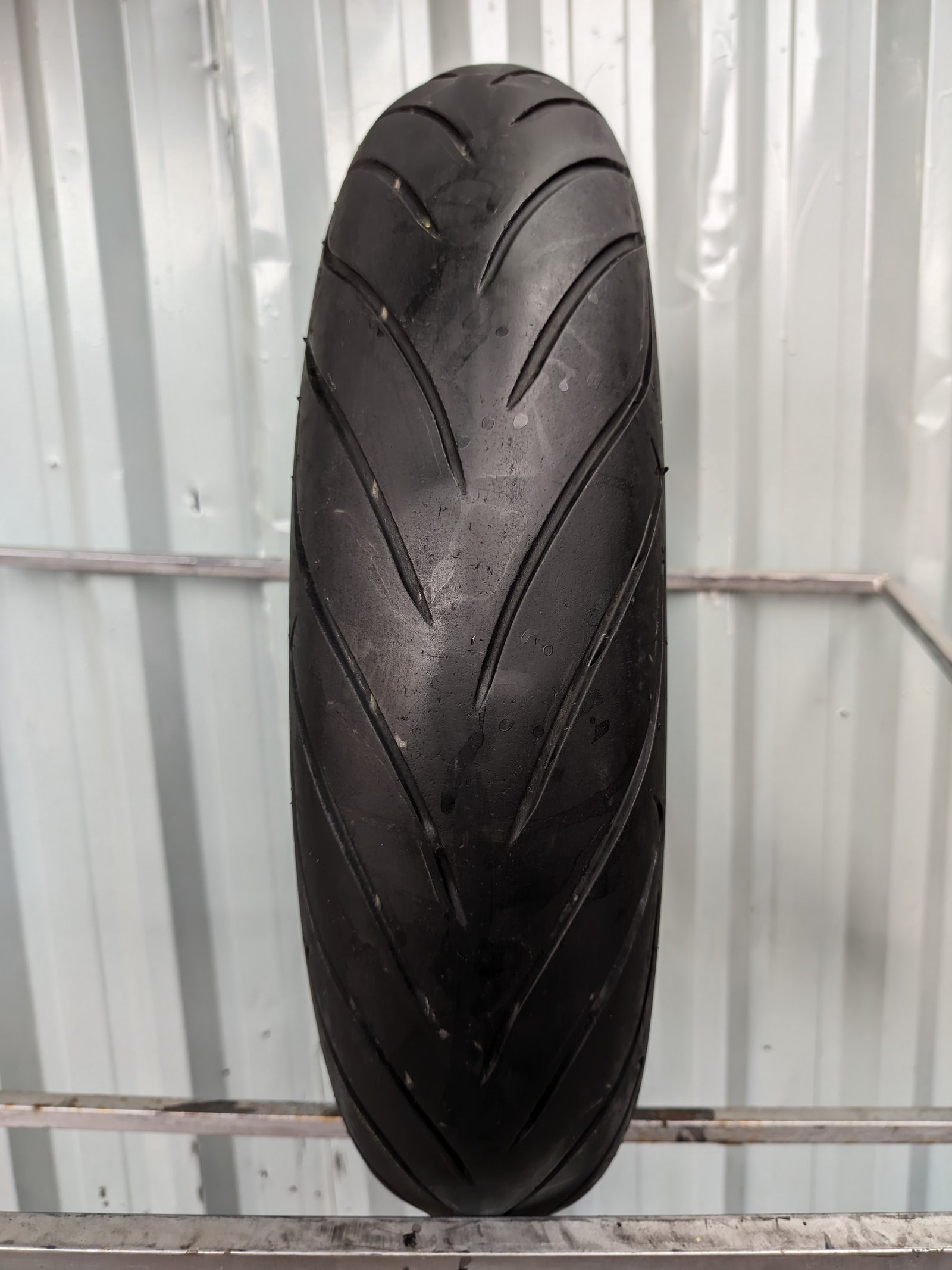 Dunlop Sportmax D222 120/70-17 Usado