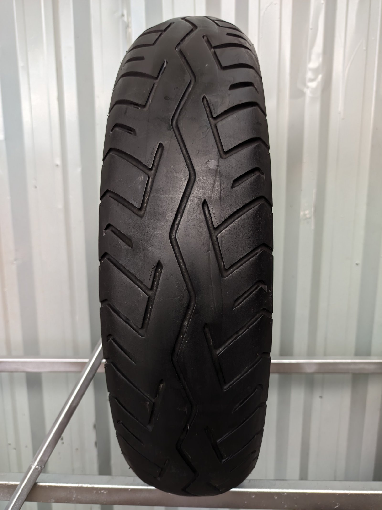 Bridgestone BT45 Battlax 130/90-17 Pneu Usado
