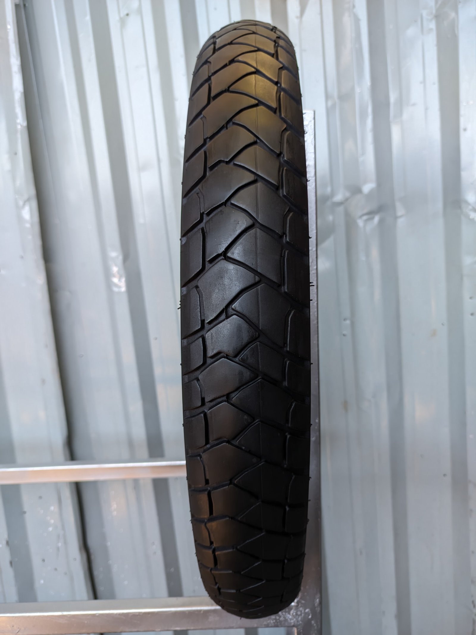 Michelin Anakee Adventure 90/90-21 Pneu Usado