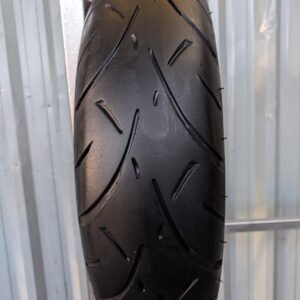 Metzeler ME888 Marathon Ultra 160/70-17 Pneu Usado